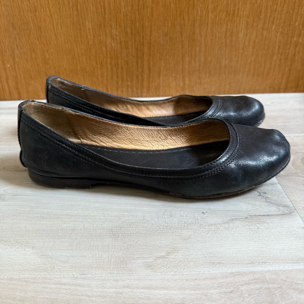 FRYE • Carson Ballet Flats - Black Leather Size 7.5 - Picture 8 of 16
